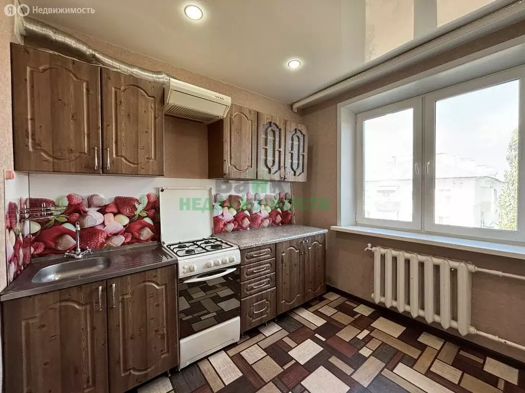 2-комнатная квартира: Вольск, улица Маршала Жукова, 7 (49.7 м) - Фото 1