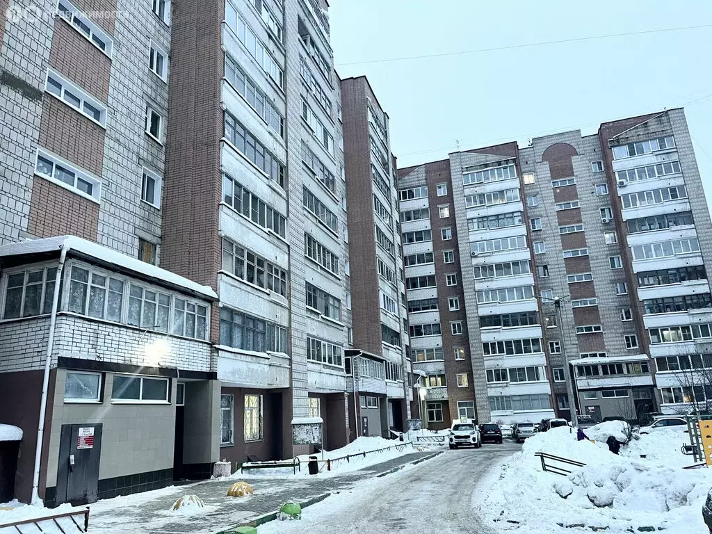 3-комнатная квартира: Киров, Московская улица, 103 (66.8 м) - Фото 1