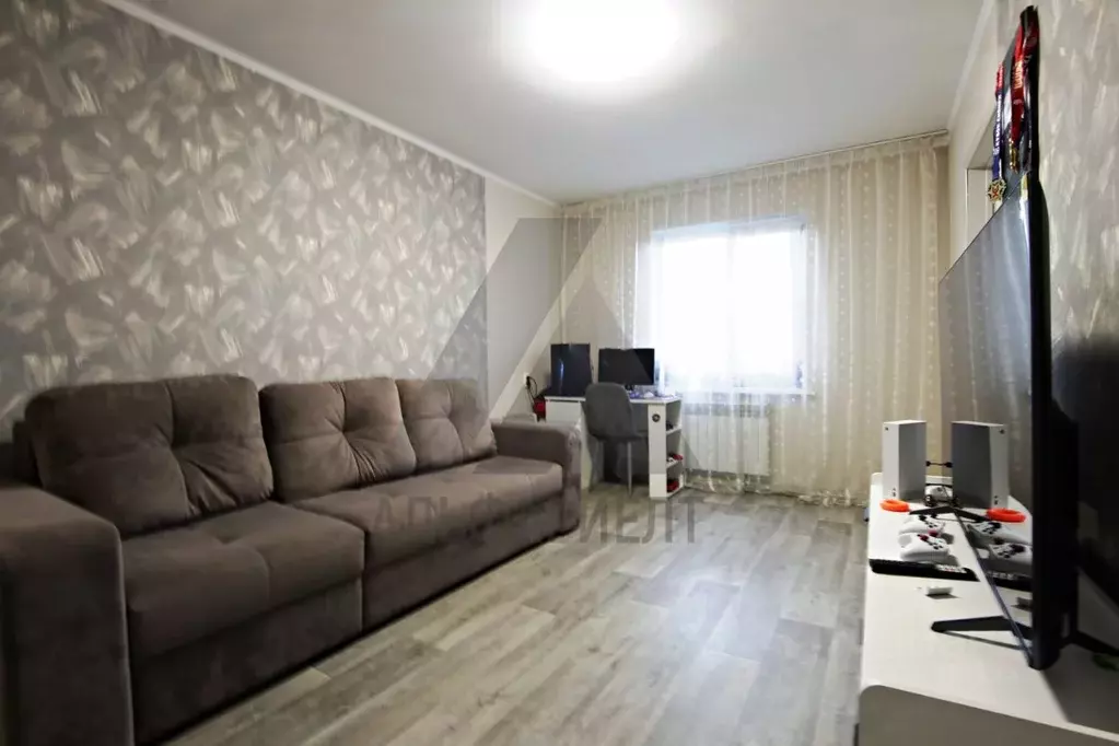 3-к кв. Омская область, Омск ул. Ватутина, 5 (50.0 м) - Фото 1
