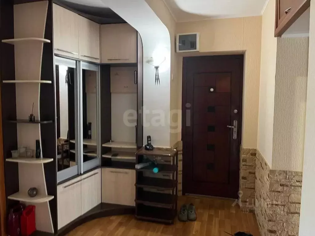 3-к кв. Крым, Первомайское пгт ул. Эдуарда Корпана (69.4 м) - Фото 1