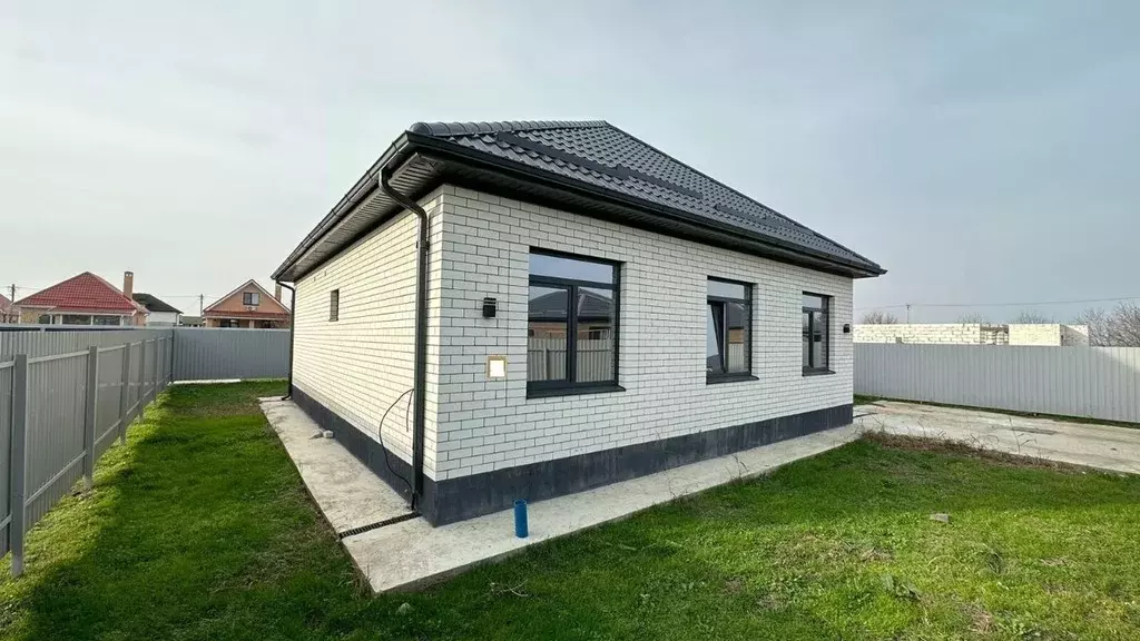 Дом в Краснодарский край, Темрюк ул. Декабристов (109 м) - Фото 1