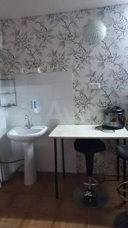 Комната 18 м в 1-к., 1/5 эт. - Фото 1