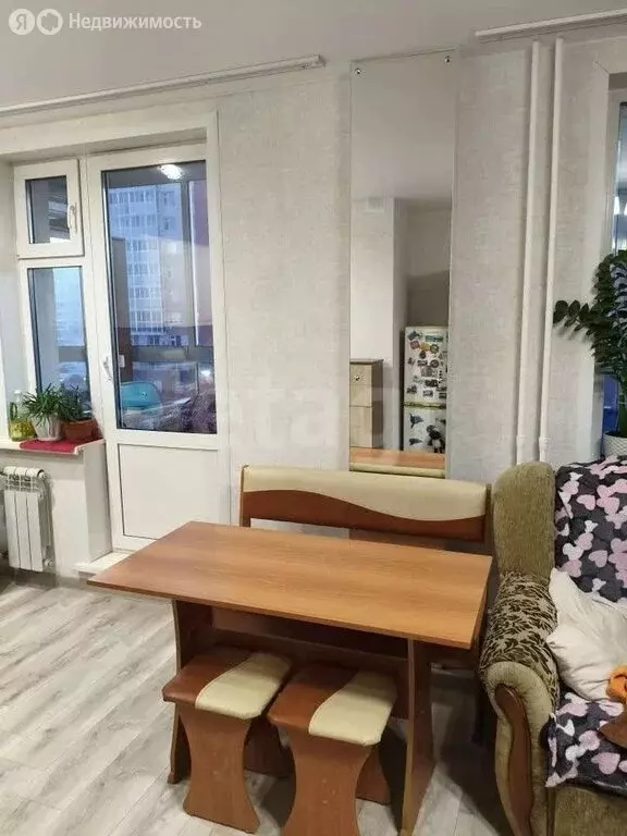 Квартира-студия: Кемерово, проспект Шахтёров, 92 (34.5 м) - Фото 2