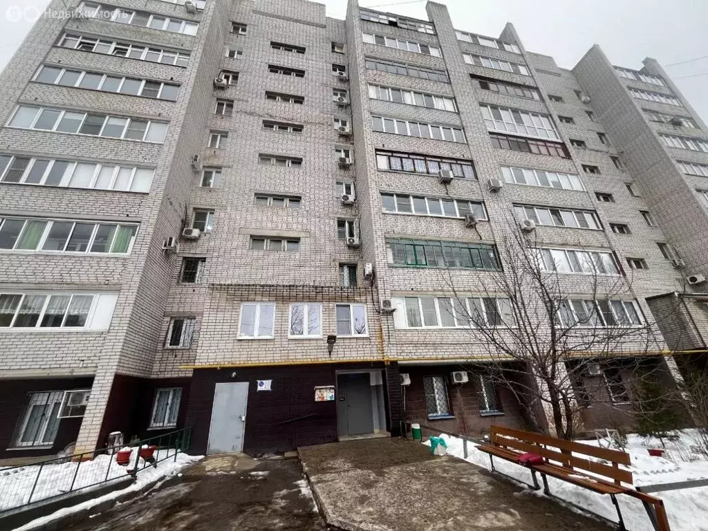 3-комнатная квартира: Волгоград, посёлок Ангарский, Жирновская улица, ... - Фото 1