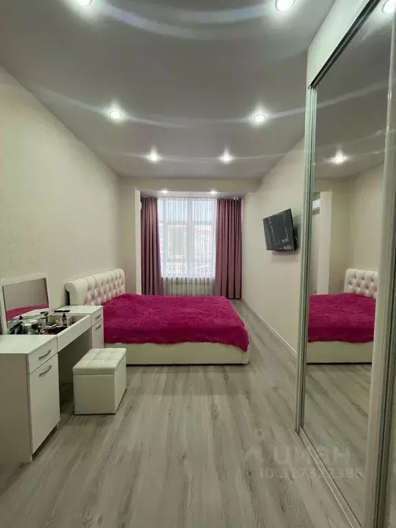 2-к кв. Краснодарский край, Геленджик Крымская ул., 22к21 (75.0 м) - Фото 1