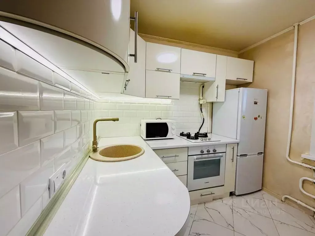 1-к кв. Курская область, Курск ул. Халтурина, 3 (31.4 м) - Фото 2