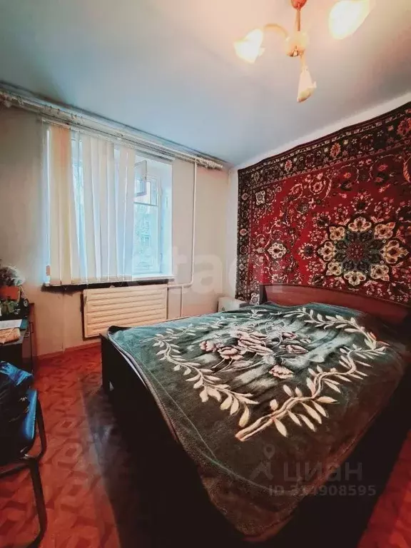 3-к кв. Саратовская область, Балашов ул. Орджоникидзе, 4 (59.4 м) - Фото 0