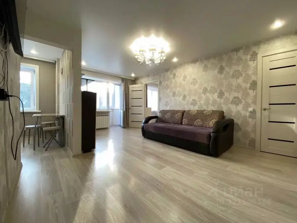 2-к кв. Сахалинская область, Южно-Сахалинск просп. Мира, 161 (45.0 м) - Фото 2