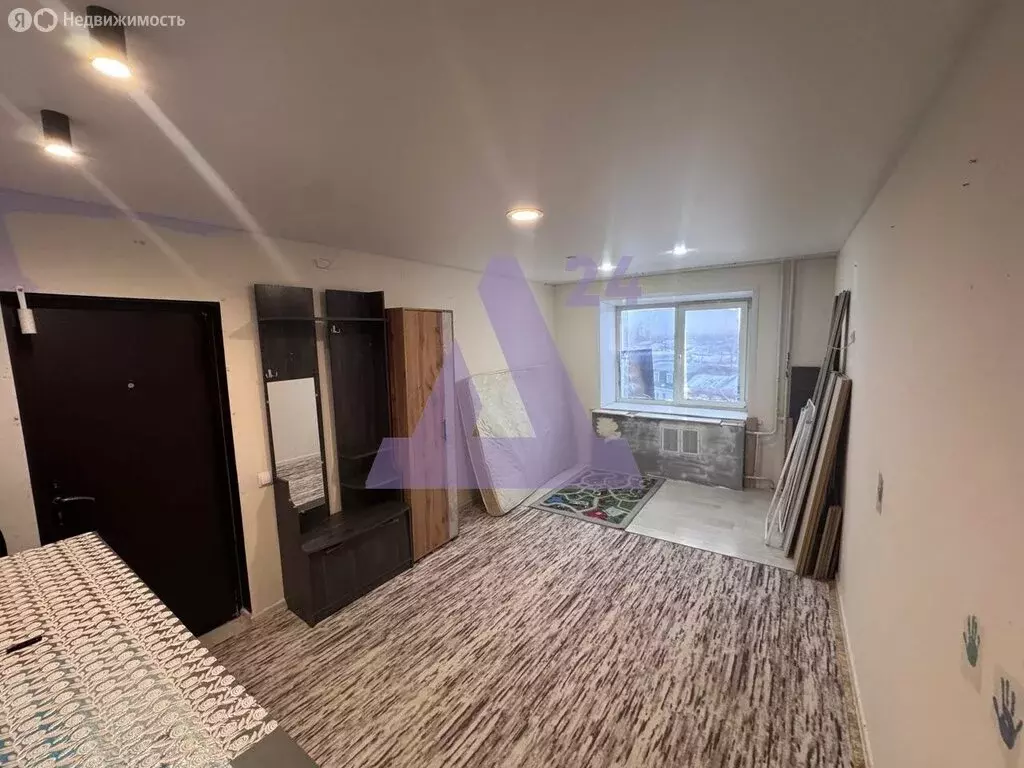 1к в 4-комнатной квартире (18 м) - Фото 1