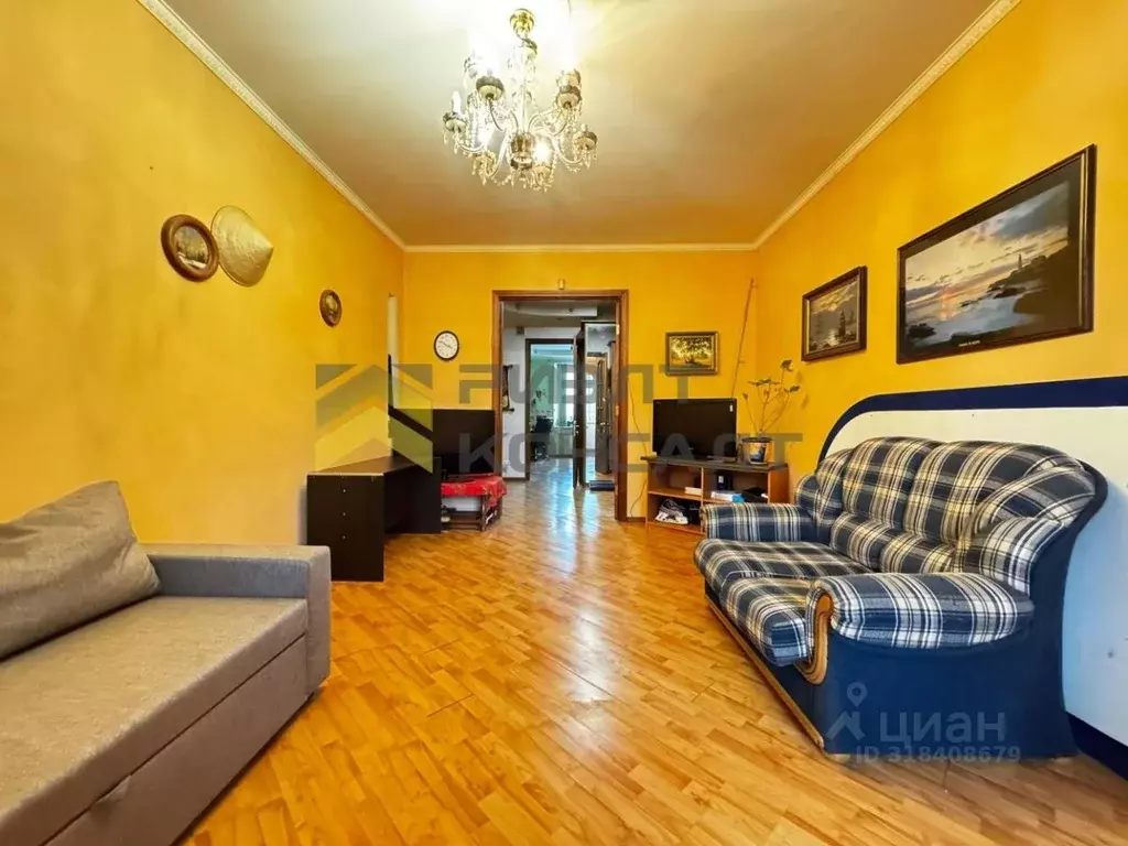 3-к кв. Омская область, Омск просп. Мира, 64 (85.9 м) - Фото 0