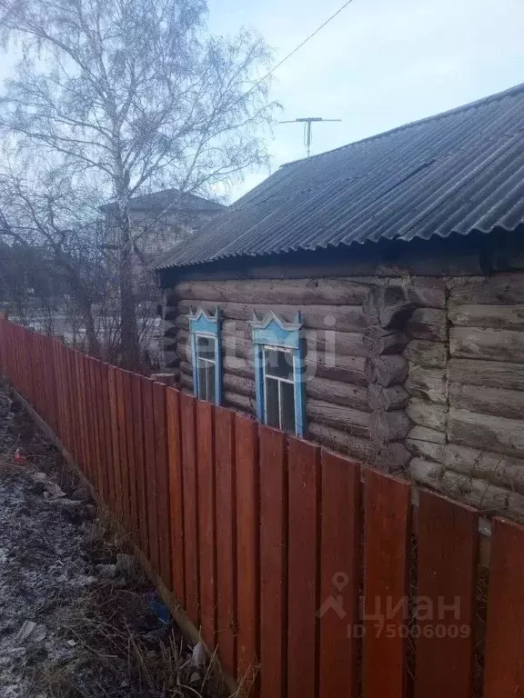 Дом в Алтай, Шебалинский район, с. Шебалино Советская ул. (70 м) - Фото 1