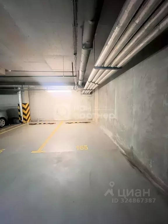 Гараж в Санкт-Петербург Муниципальный округ Аптекарский остров, Европа ... - Фото 1