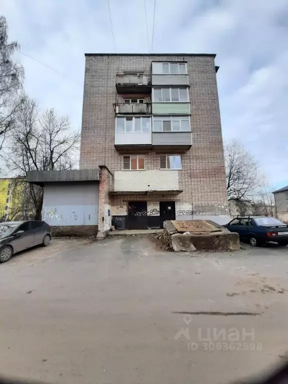 Помещение свободного назначения в Ленинградская область, Волхов ул. ... - Фото 0