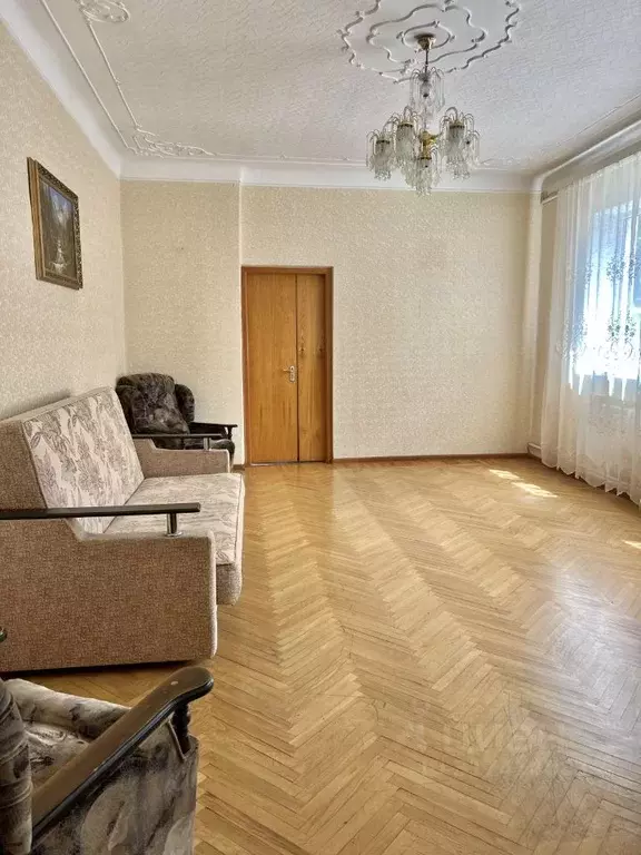 Дом в Северная Осетия, Владикавказ Севастопольская ул., 21 (100 м) - Фото 1