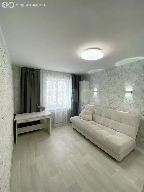 3-комнатная квартира: Миасс, проспект Октября, 51 (58.2 м) - Фото 1