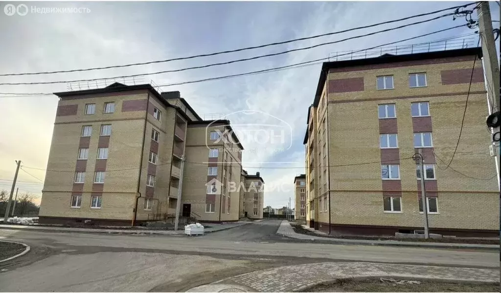 3-комнатная квартира: Элиста, улица В.И. Ленина, 333 (74.4 м) - Фото 2