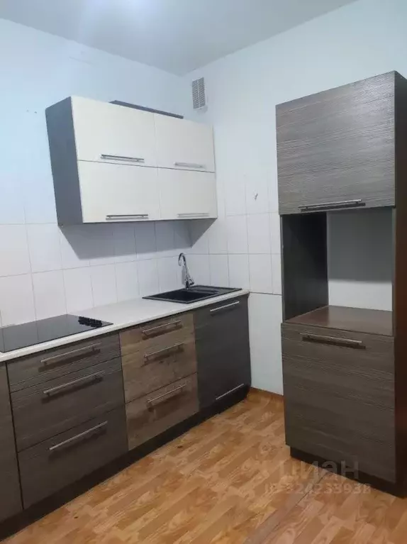 2-к кв. Красноярский край, Красноярск Ястынская ул., 17 (56.0 м) - Фото 1