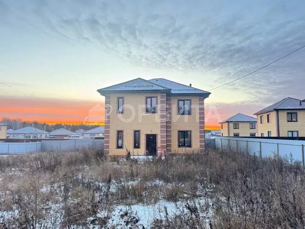 Дом в Тюменская область, Тюменский муниципальный округ, с. Перевалово ... - Фото 1