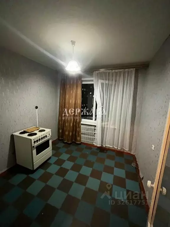 1-к кв. Белгородская область, Старый Оскол Ольминского мкр, 6А (39.0 ... - Фото 1