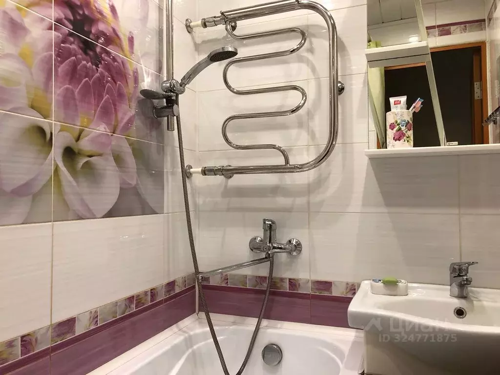 4-к кв. Ленинградская область, Кингисепп ул. Воровского, 7 (61.3 м) - Фото 2