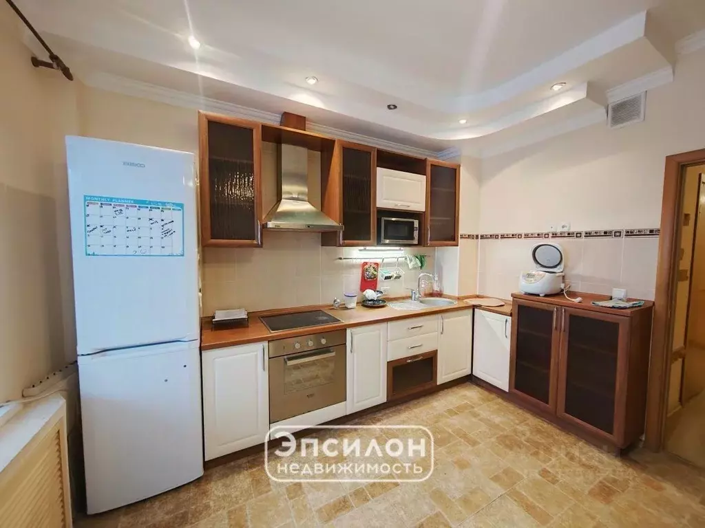 2-к кв. Курская область, Курск Союзная ул., 28А (65.0 м) - Фото 0