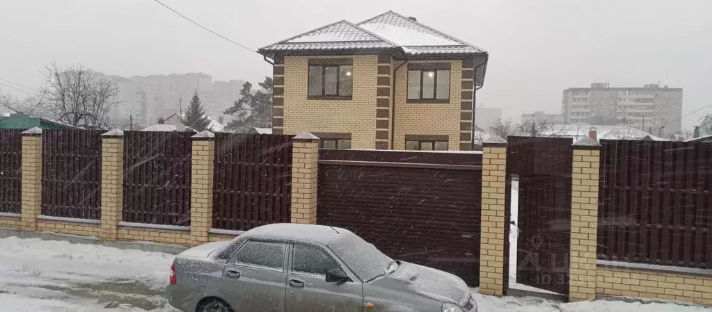 Дом в Воронежская область, Воронеж ул. Матросова, 42 (263 м) - Фото 1