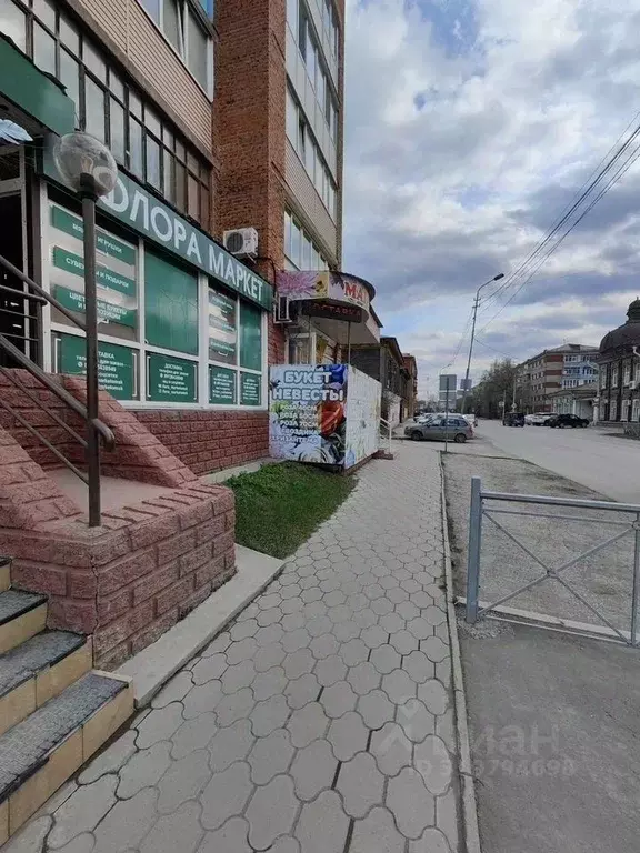 Торговая площадь в Омская область, Омск ул. Лермонтова, 32 (50 м) - Фото 1