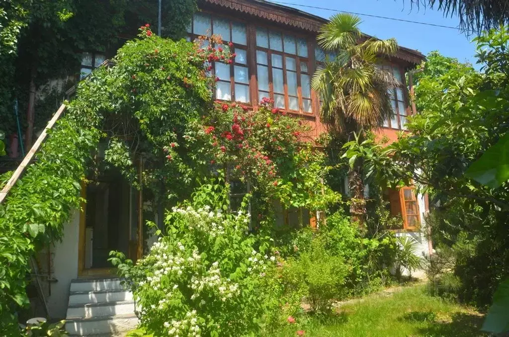 Дом в Крым, Алупка ул. Амет-хана Султана, 1 (60 м) - Фото 0