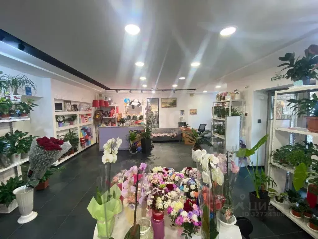 Помещение свободного назначения в Ямало-Ненецкий АО, Ноябрьск ул. ... - Фото 1