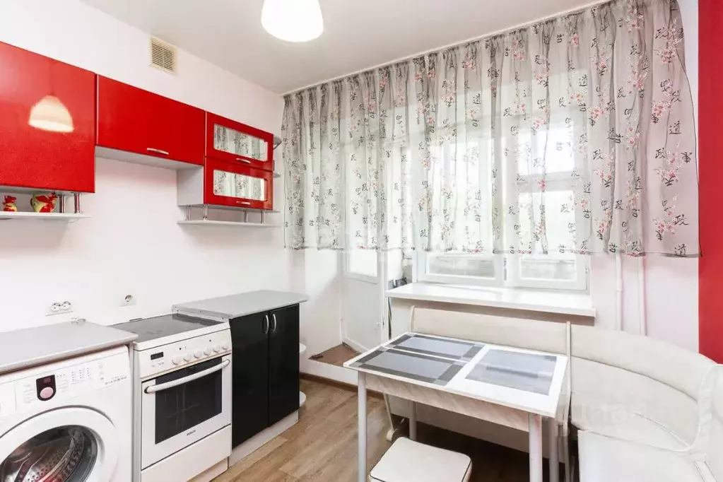 1-к кв. Тюменская область, Тюмень ул. Василия Гольцова, 26 (34.4 м) - Фото 1