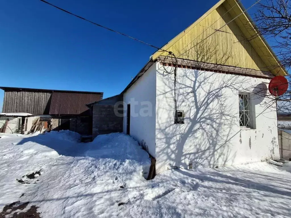 Дом в Башкортостан, Гафурийский район, Белоозерский сельсовет, д. ... - Фото 2