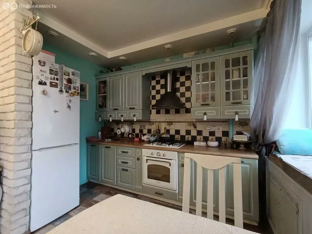 4-комнатная квартира: Саратов, набережная Космонавтов, 1А (70.4 м) - Фото 2