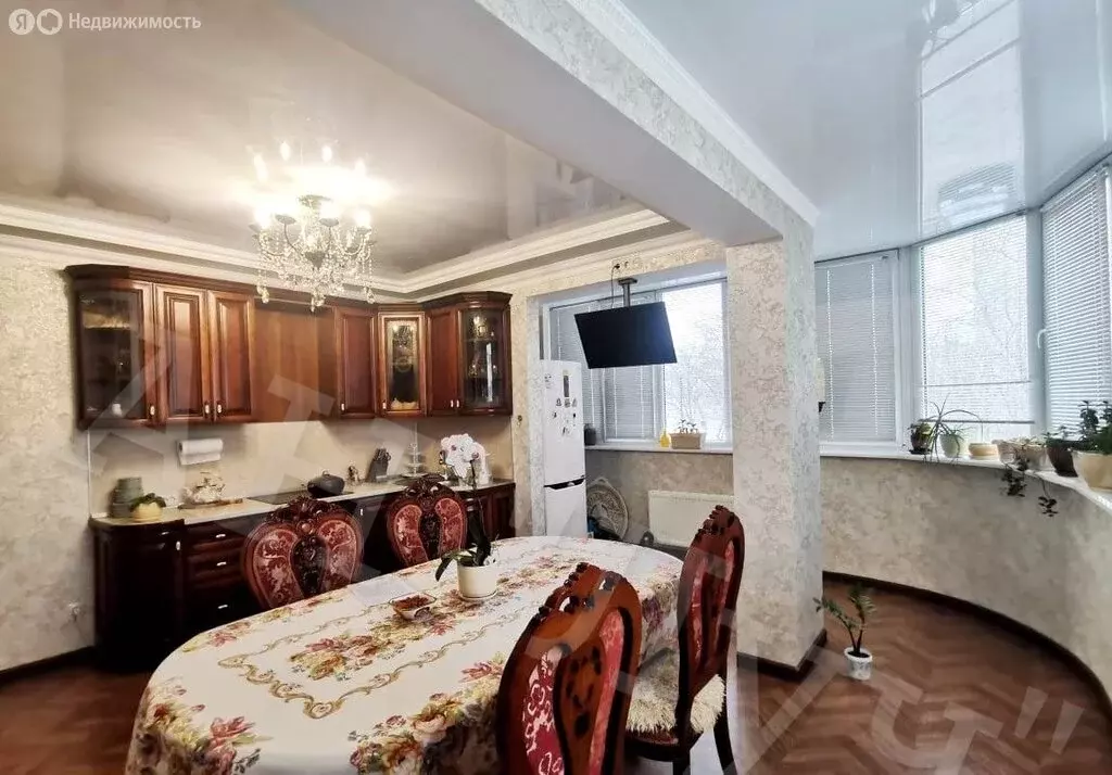 4-комнатная квартира: Будённовск, 3-й микрорайон, 19А (109.8 м) - Фото 0