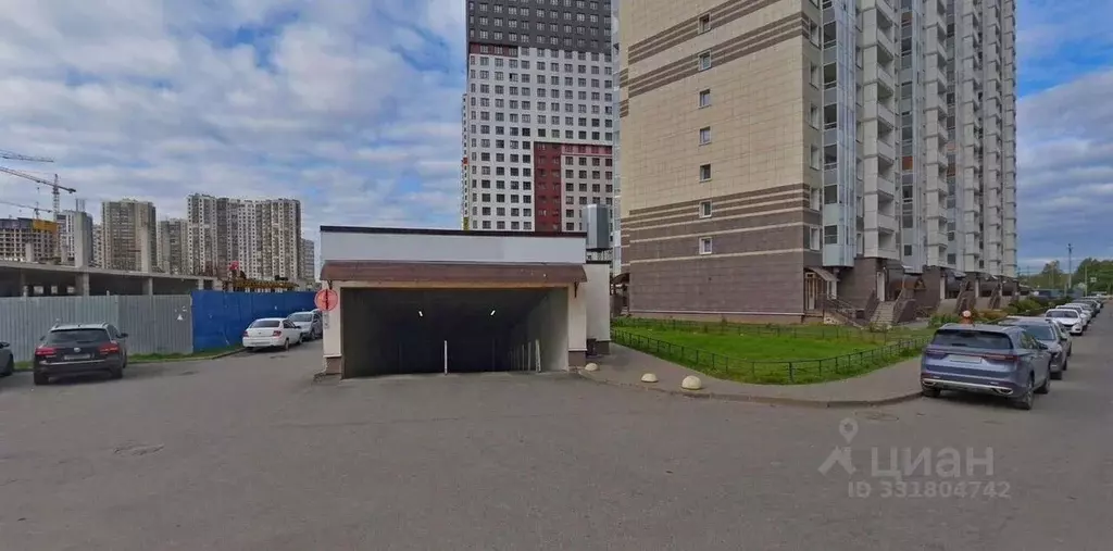 Гараж в Санкт-Петербург пос. Парголово, ул. Михаила Дудина, 12 (12 м) - Фото 1
