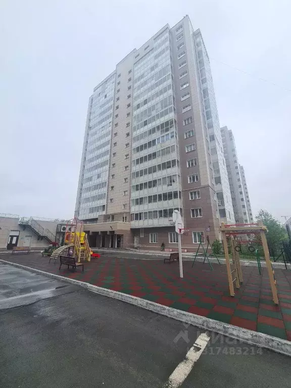 3-к кв. Новосибирская область, Новосибирск ул. Кирова, 225 (64.4 м) - Фото 0