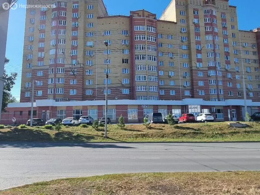 2-комнатная квартира: Йошкар-Ола, улица Карла Маркса, 126 (81 м) - Фото 1