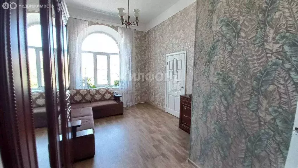 2-комнатная квартира: Астрахань, улица Красная Набережная, 38 (41 м) - Фото 1