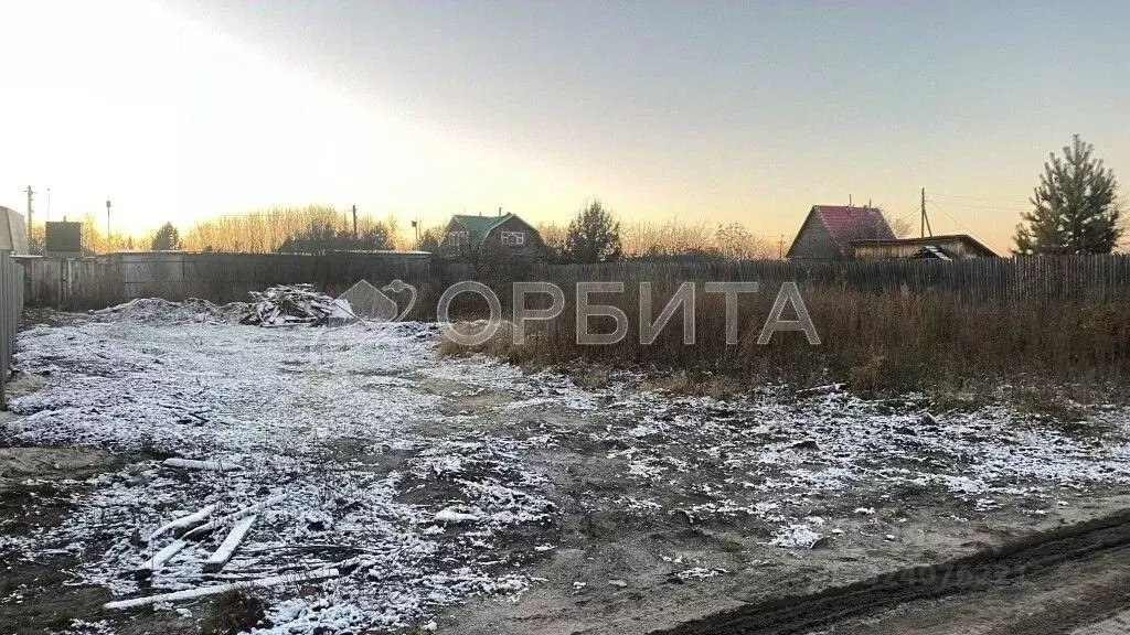 Участок в Тюменская область, Тюмень Золотая Осень-2 садовое ... - Фото 1