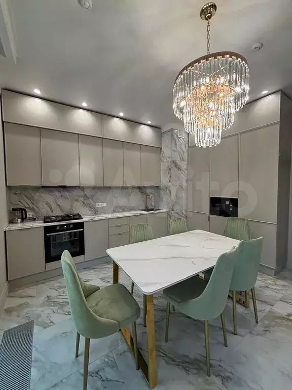 3-к. квартира, 95 м, 4/4 эт. - Фото 1