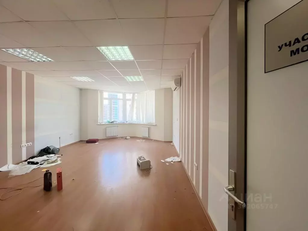 Помещение свободного назначения в Свердловская область, Екатеринбург ... - Фото 1