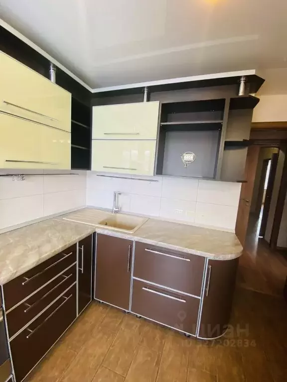 3-к кв. Ульяновская область, Ульяновск Хрустальная ул., 56 (72.0 м) - Фото 1