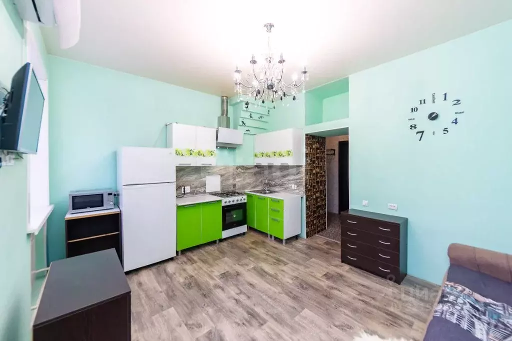 2-к кв. Хабаровский край, Хабаровск Оборонная ул., 8 (41.8 м) - Фото 1