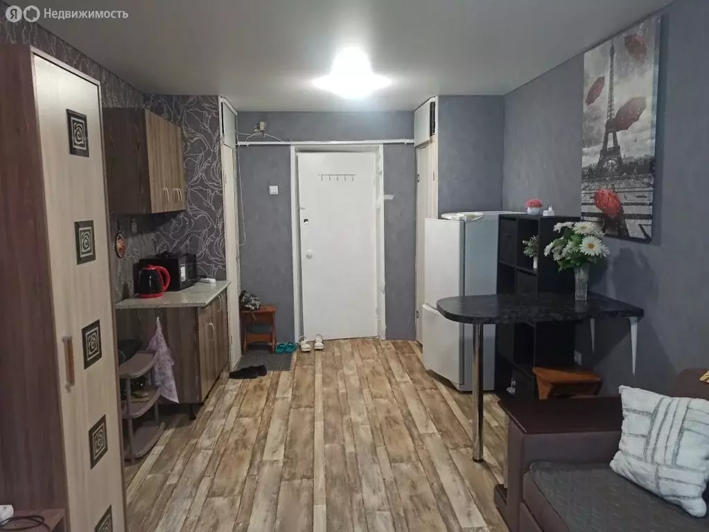1к в -комнатной квартире (18 м) - Фото 0