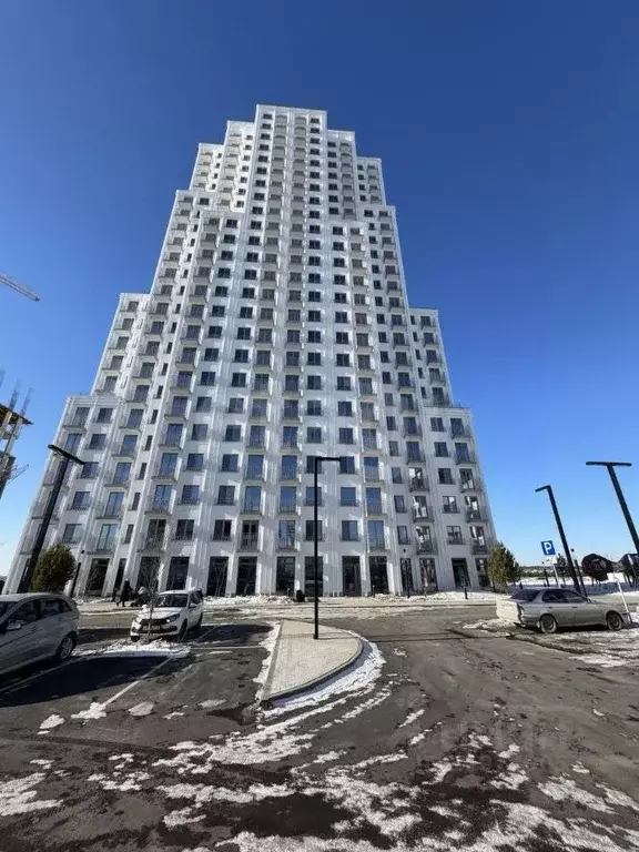 2-к кв. Тюменская область, Тюмень ул. Геннадия Райкова, 19 (55.05 м) - Фото 0