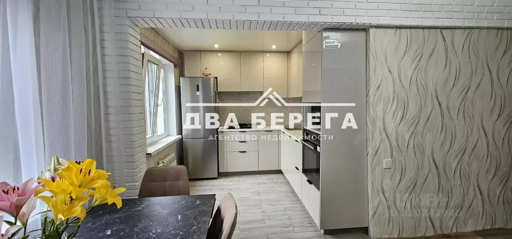 3-к кв. Омская область, Омский район муниципальный округ, пос. ... - Фото 1
