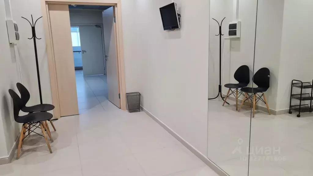 Офис в Свердловская область, Екатеринбург ул. Мамина-Сибиряка, 101 (14 ... - Фото 2