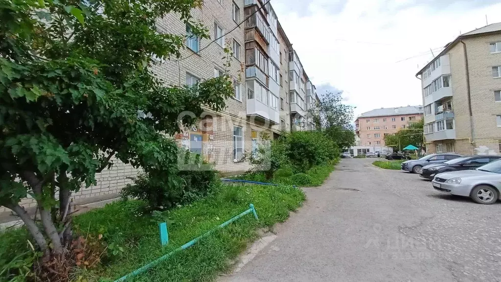 2-к кв. Свердловская область, Сухой Лог ул. Белинского, 51 (45.5 м) - Фото 0