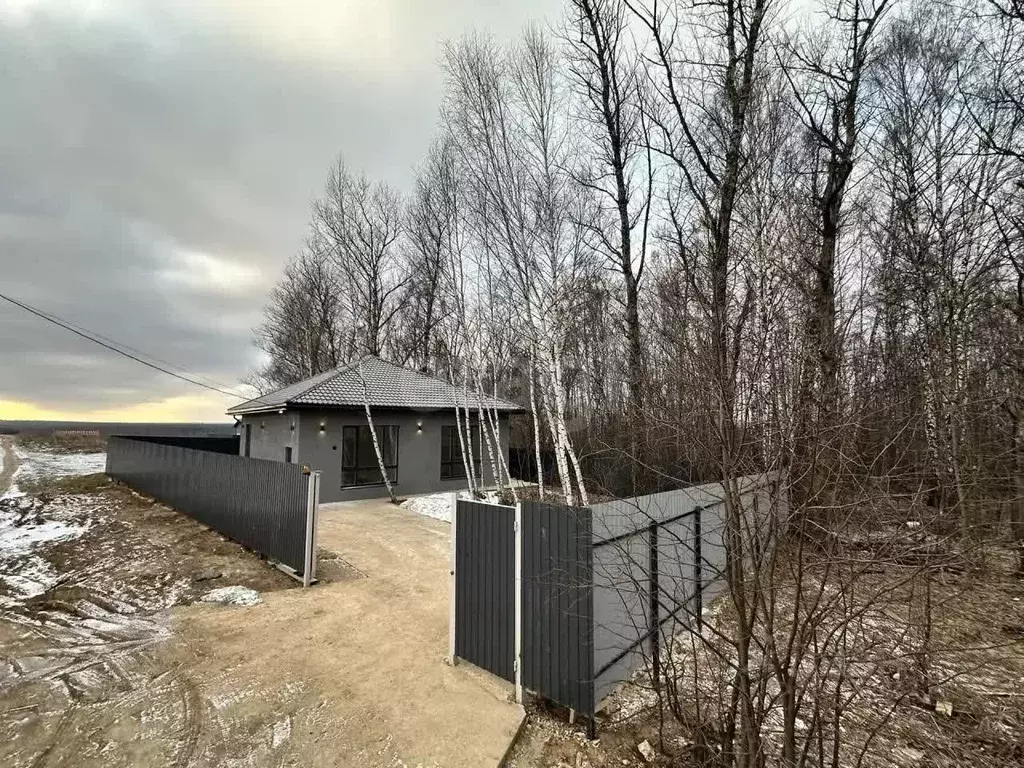 Дом в Московская область, Мытищи городской округ, д. Сухарево ул. ... - Фото 1