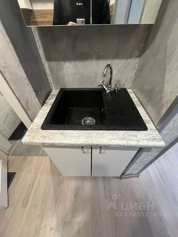 1-к кв. Белгородская область, Старый Оскол Интернациональный мкр, 12 ... - Фото 2