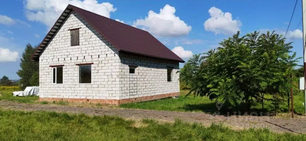 Дом в Орловская область, Кромской район, Большеколчевское с/пос, д. ... - Фото 0